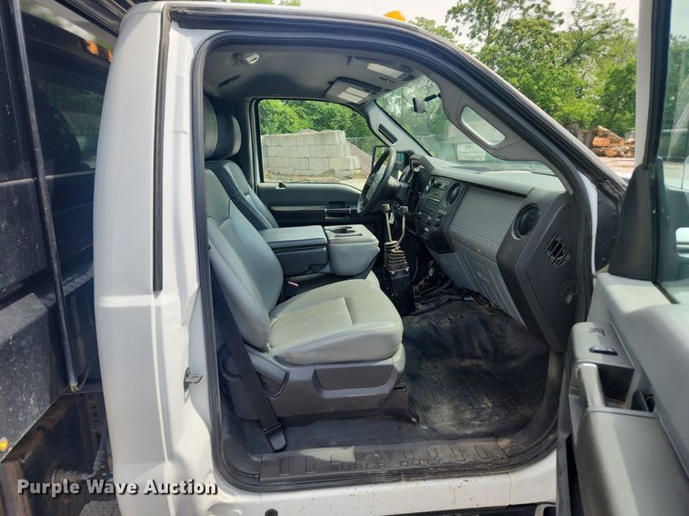 image for item LX9625 2012 Ford F550 Super Duty XL  dump flatbed truck