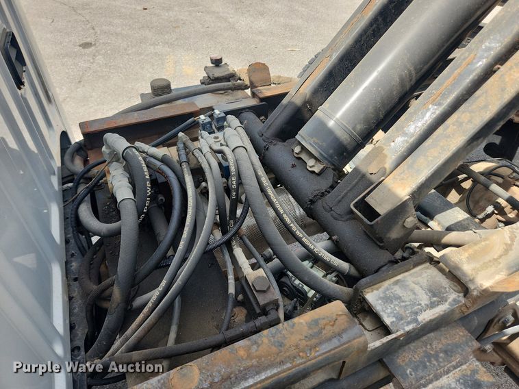 image for item LX9625 2012 Ford F550 Super Duty XL  dump flatbed truck