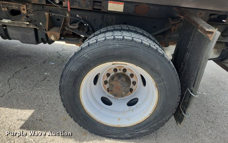 image for item LX9625 2012 Ford F550 Super Duty XL  dump flatbed truck