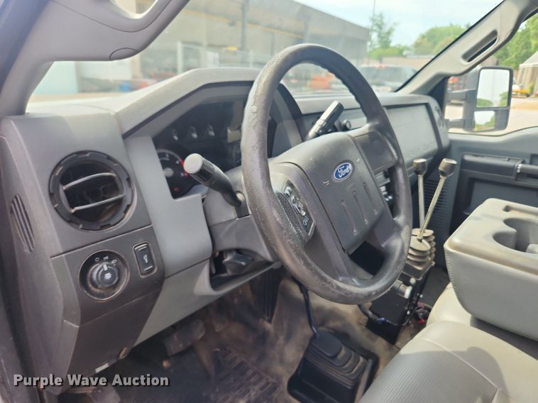 image for item LX9626 2012 Ford F550 Super Duty XL  dump flatbed truck