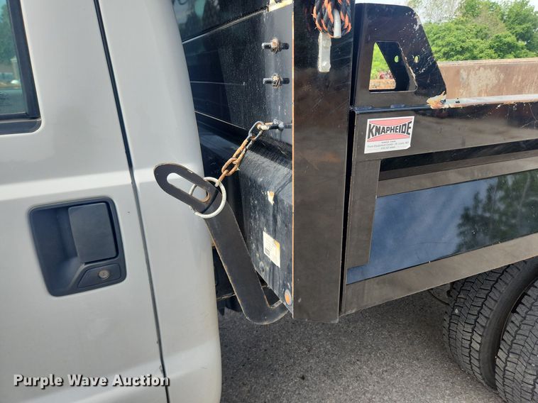 image for item LX9626 2012 Ford F550 Super Duty XL  dump flatbed truck