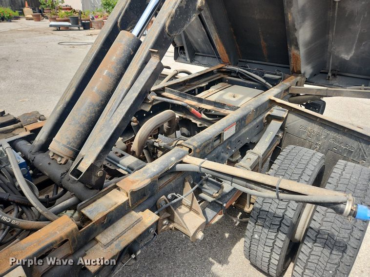 image for item LX9626 2012 Ford F550 Super Duty XL  dump flatbed truck