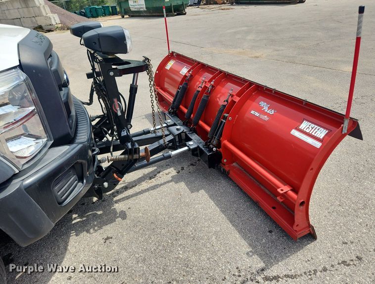 image for item LX9626 2012 Ford F550 Super Duty XL  dump flatbed truck