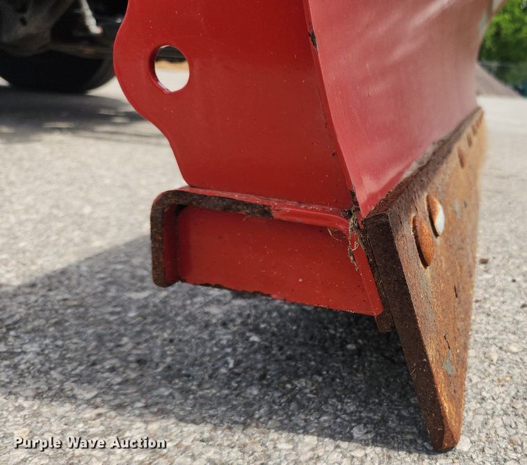 image for item LX9626 2012 Ford F550 Super Duty XL  dump flatbed truck