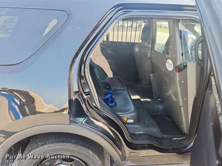 image for item LX9632 2018 Ford Explorer Police Interceptor  SUV