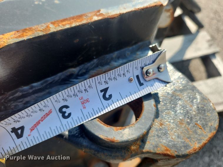 image for item LX9633 2018 Bobcat Breaker NB160  breaker