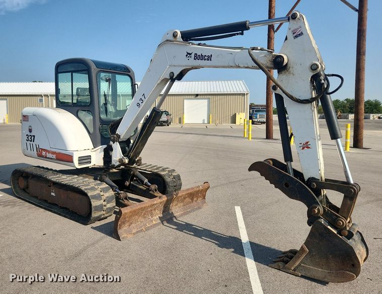 image for item LX9634 2008 Bobcat 337G  mini excavator