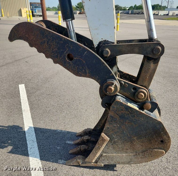 image for item LX9634 2008 Bobcat 337G  mini excavator