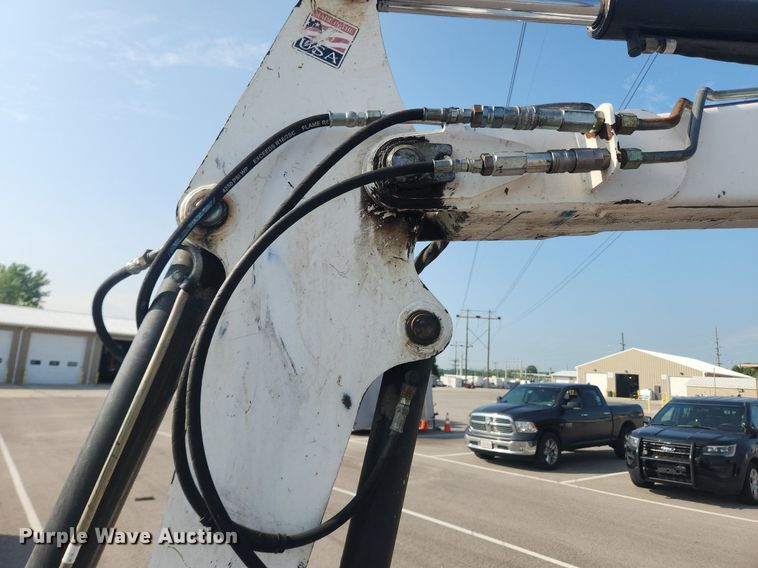 image for item LX9634 2008 Bobcat 337G  mini excavator