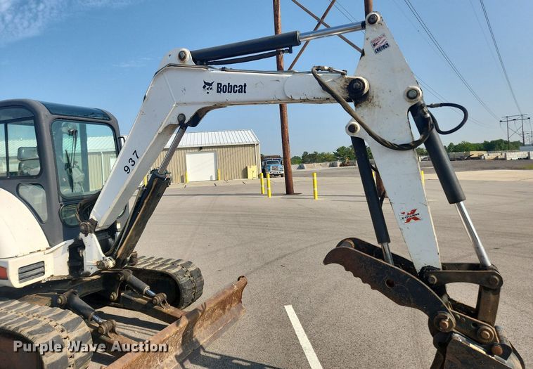 image for item LX9634 2008 Bobcat 337G  mini excavator