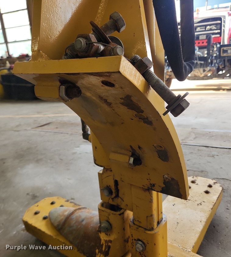 image for item LX9652 2014 Rome Culvert Hog G Series  culvert straightener