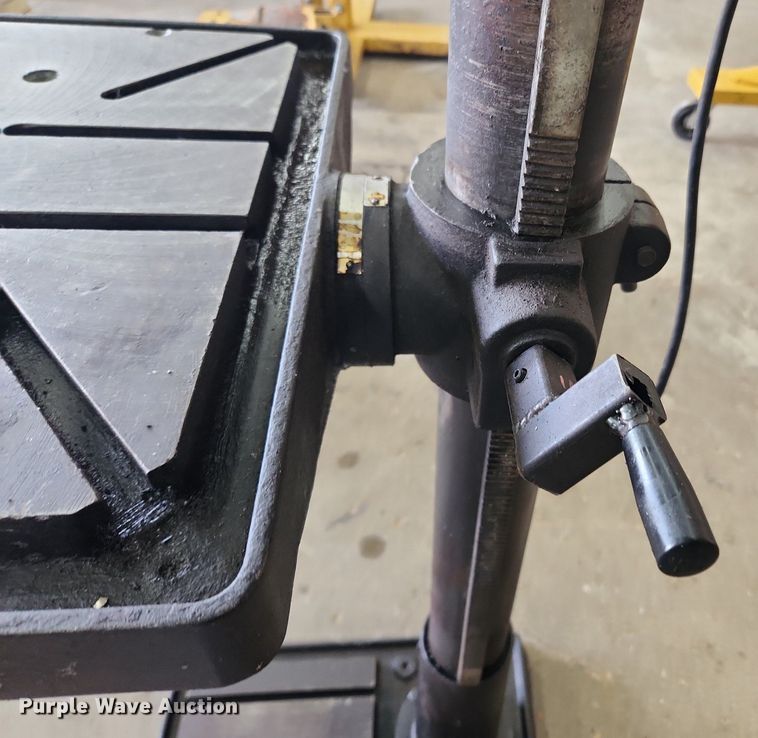 image for item LX9654 Dayton 3Z919B  drill press