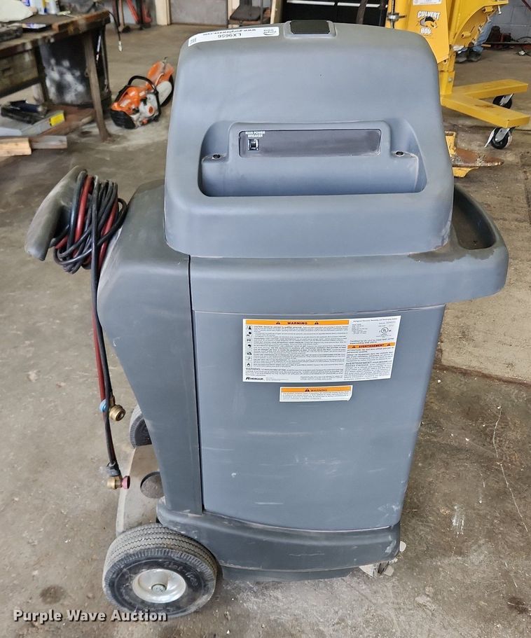 image for item LX9656 Robinair Cooltech 34288  AC recharging machine