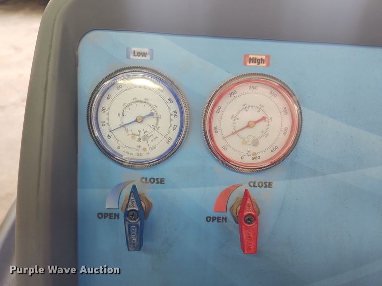 image for item LX9656 Robinair Cooltech 34288  AC recharging machine