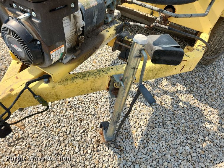 image for item LX9657 2005 Bomag Pro Tack TW250  melter applicator