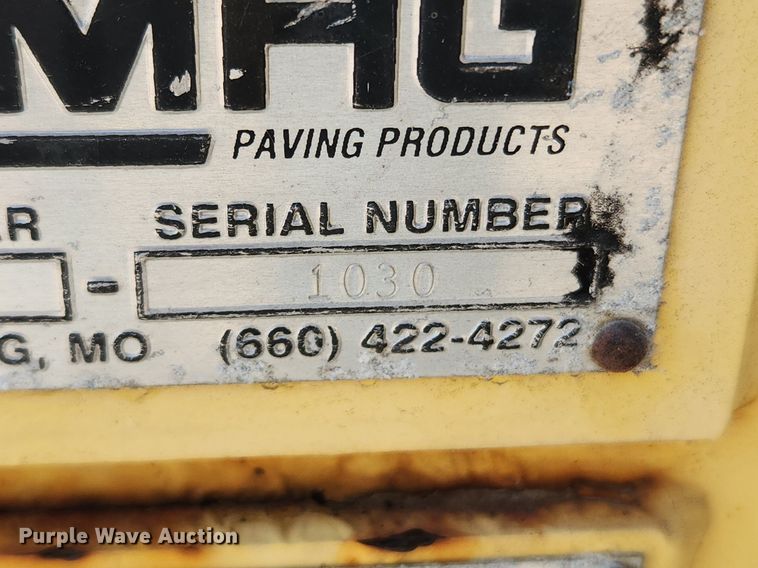 image for item LX9657 2005 Bomag Pro Tack TW250  melter applicator