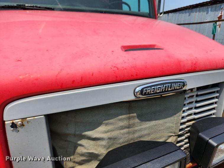 image for item LX9659 2004 Freightliner Business Class M2  dump truck