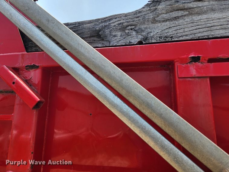 image for item LX9659 2004 Freightliner Business Class M2  dump truck