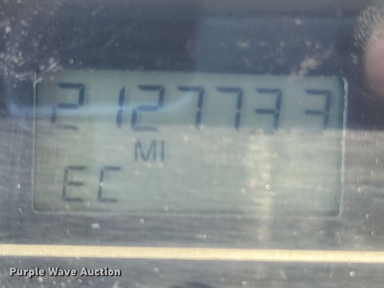 image for item LX9659 2004 Freightliner Business Class M2  dump truck