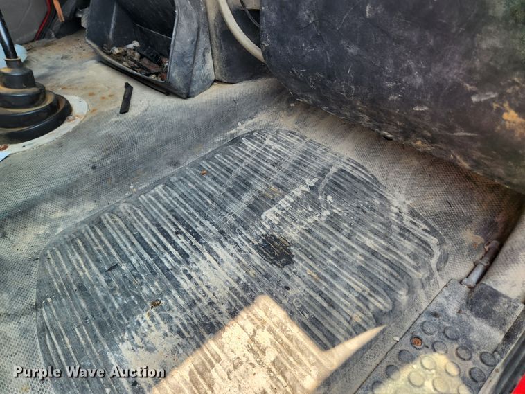 image for item LX9659 2004 Freightliner Business Class M2  dump truck