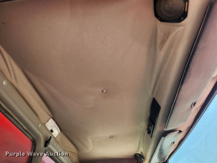 image for item LX9659 2004 Freightliner Business Class M2  dump truck