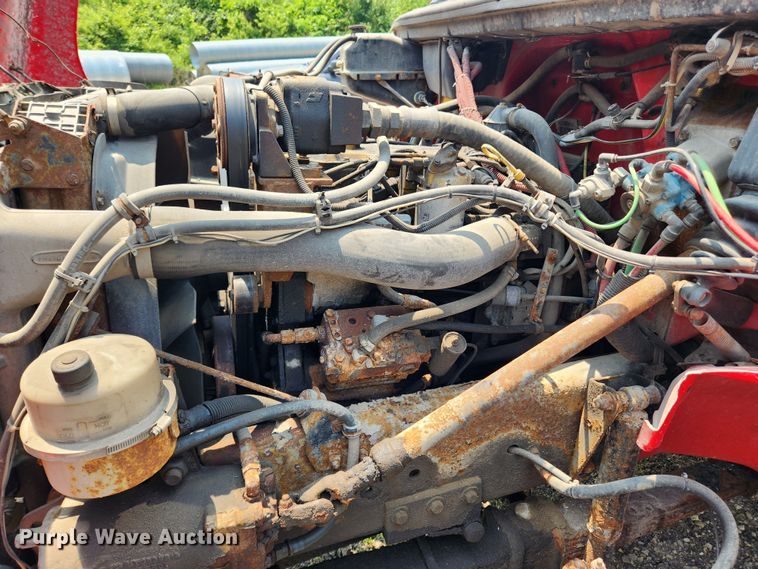 image for item LX9659 2004 Freightliner Business Class M2  dump truck