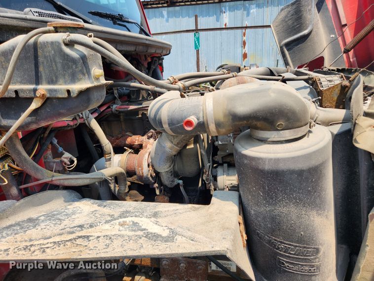 image for item LX9659 2004 Freightliner Business Class M2  dump truck