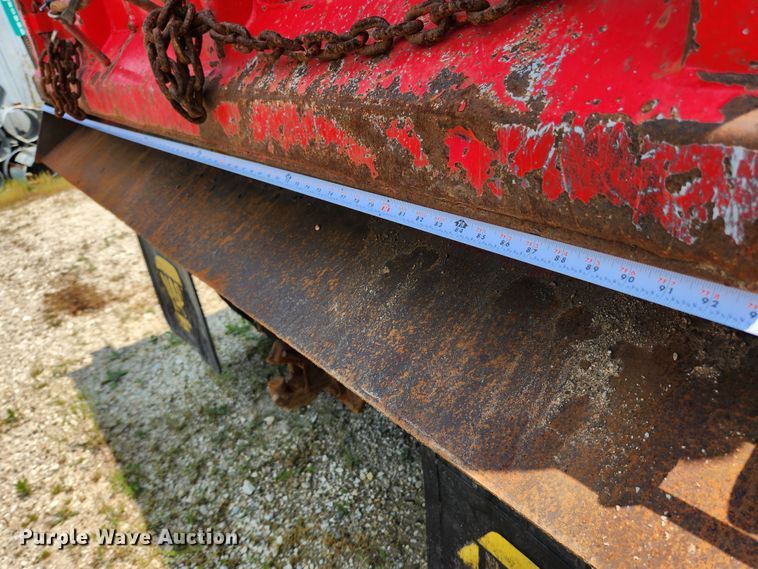 image for item LX9659 2004 Freightliner Business Class M2  dump truck