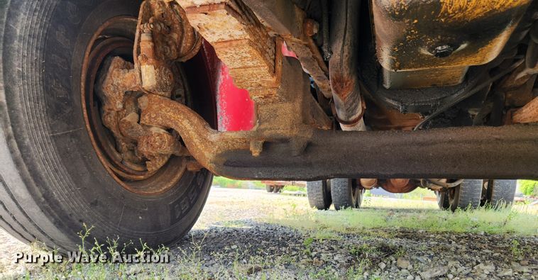 image for item LX9659 2004 Freightliner Business Class M2  dump truck