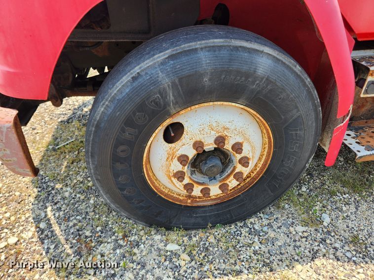 image for item LX9659 2004 Freightliner Business Class M2  dump truck