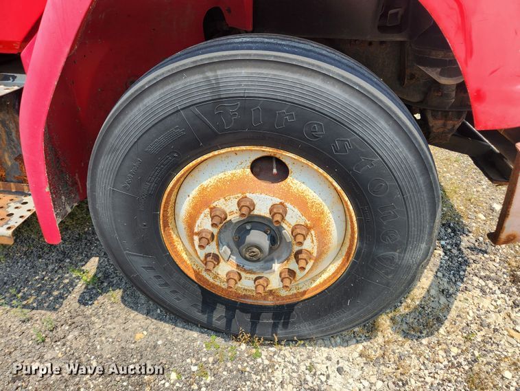 image for item LX9659 2004 Freightliner Business Class M2  dump truck