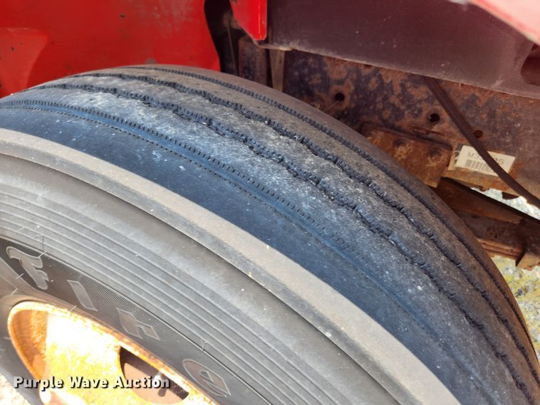 image for item LX9659 2004 Freightliner Business Class M2  dump truck