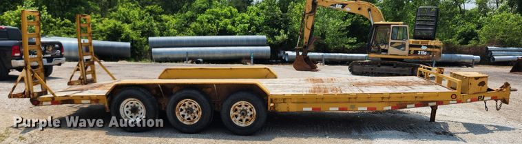 image for item LX9660 2010 PJ CC243  equipment trailer