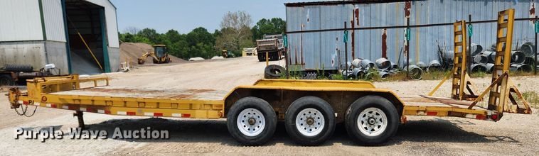 image for item LX9660 2010 PJ CC243  equipment trailer