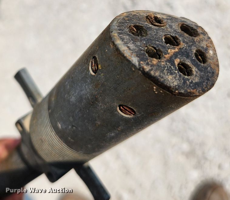 image for item LX9660 2010 PJ CC243  equipment trailer