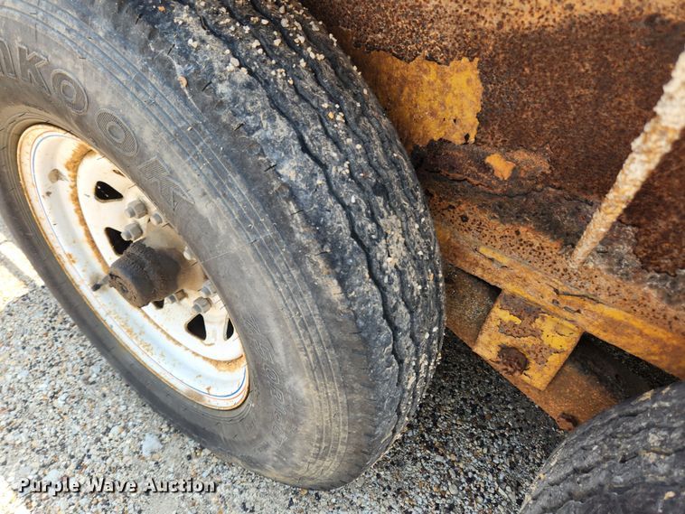 image for item LX9660 2010 PJ CC243  equipment trailer