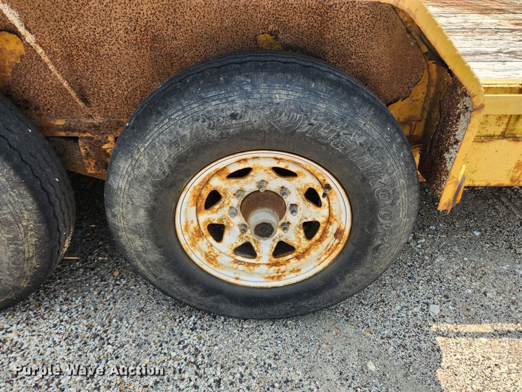 image for item LX9660 2010 PJ CC243  equipment trailer