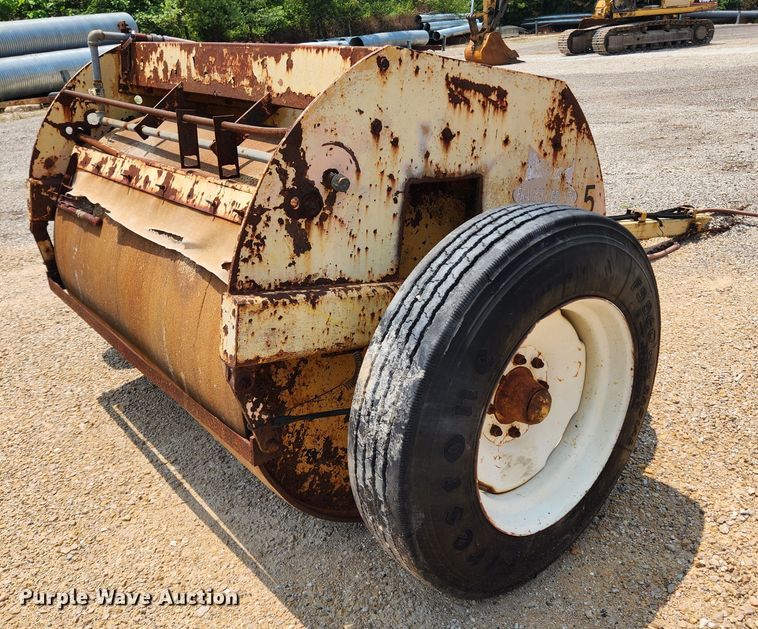 image for item LX9661 Durham  single drum roller