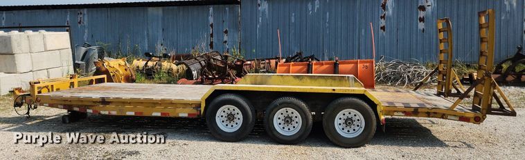 image for item LX9663 2010 PJ CC243  equipment trailer