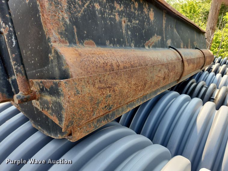 image for item LX9664 Gravel spreader