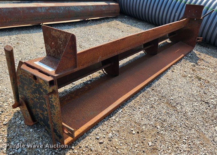 image for item LX9667 Gravel spreader
