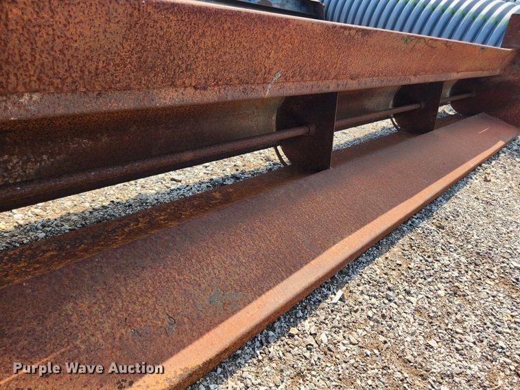 image for item LX9667 Gravel spreader