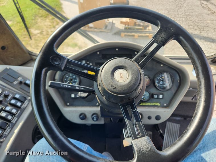 image for item LX9687 2014 Global M3  street sweeper truck