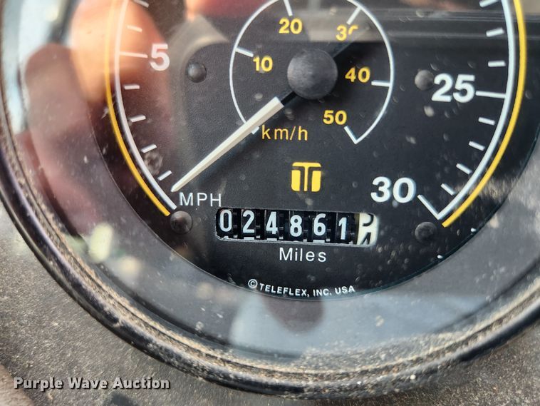 image for item LX9687 2014 Global M3  street sweeper truck