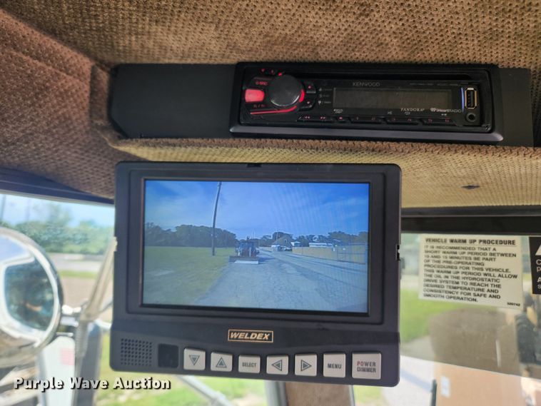 image for item LX9687 2014 Global M3  street sweeper truck