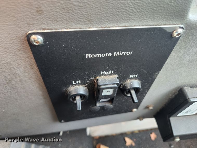 image for item LX9687 2014 Global M3  street sweeper truck