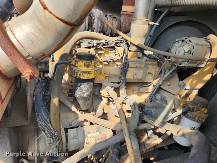 image for item LX9687 2014 Global M3  street sweeper truck