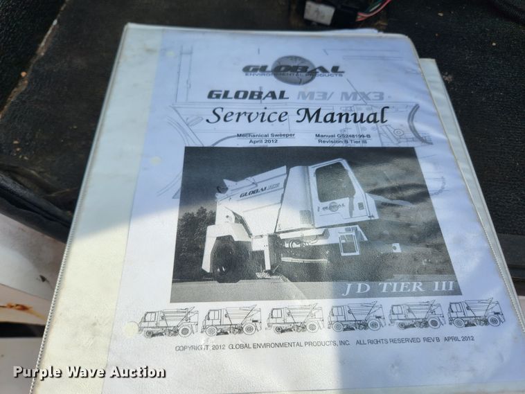 image for item LX9687 2014 Global M3  street sweeper truck