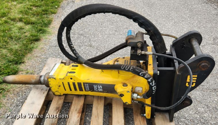 image for item LX9688 Atlas Copco SB302  breaker