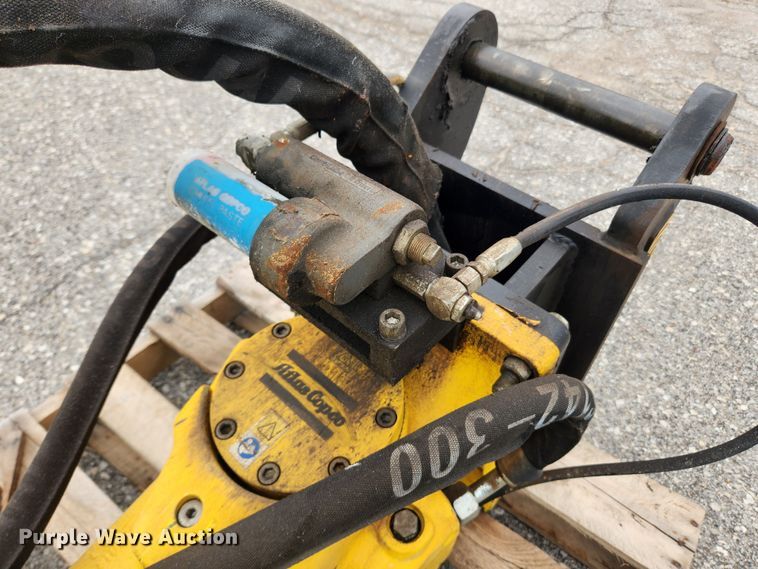 image for item LX9688 Atlas Copco SB302  breaker